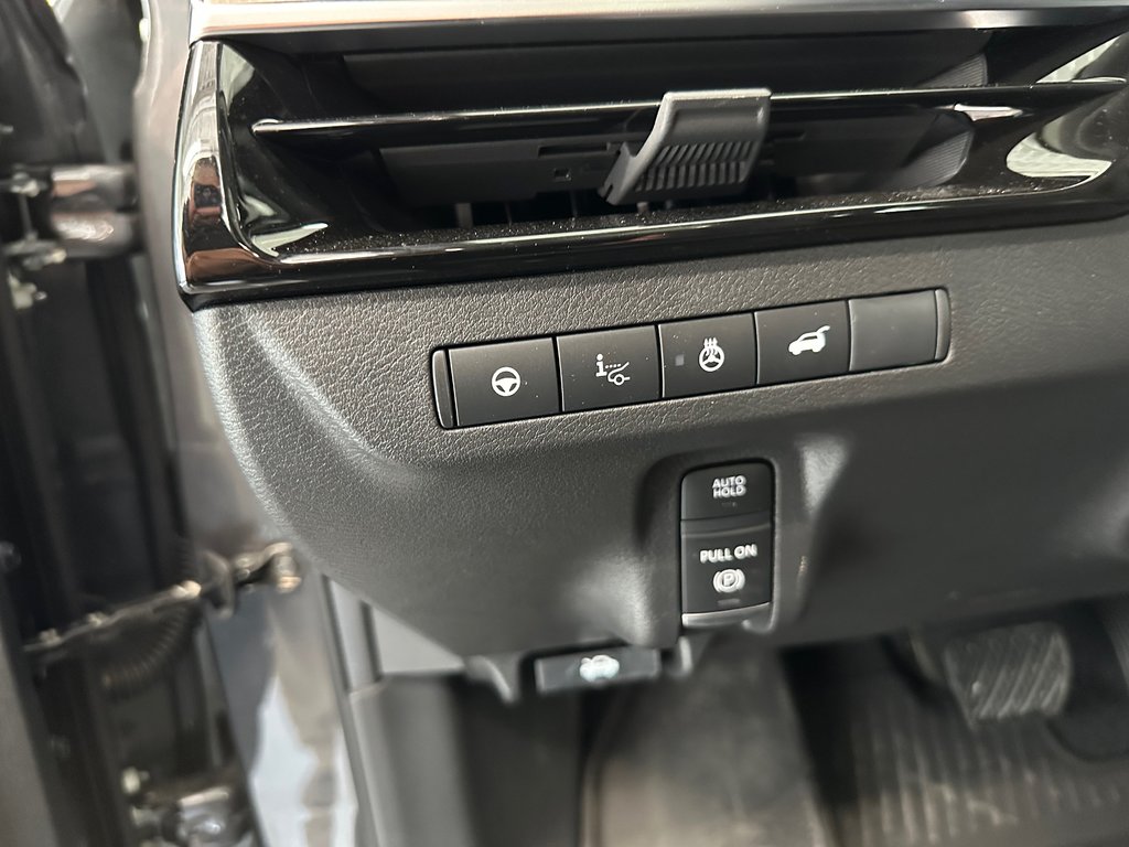 Nissan Murano Platinum 2025 à Cowansville, Québec - 30 - w1024h768px