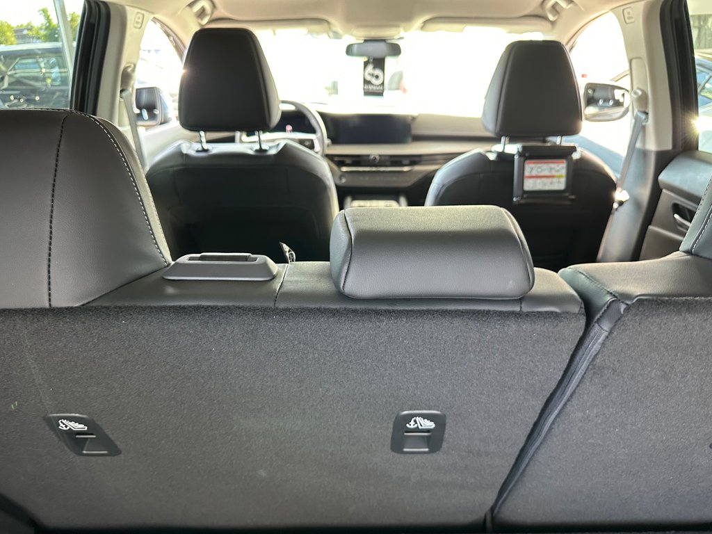 2025 Nissan Murano SV in Cowansville, Quebec - 7 - w1024h768px