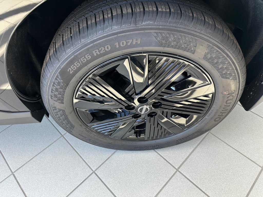 2025 Nissan Murano SV in Cowansville, Quebec - 11 - w1024h768px