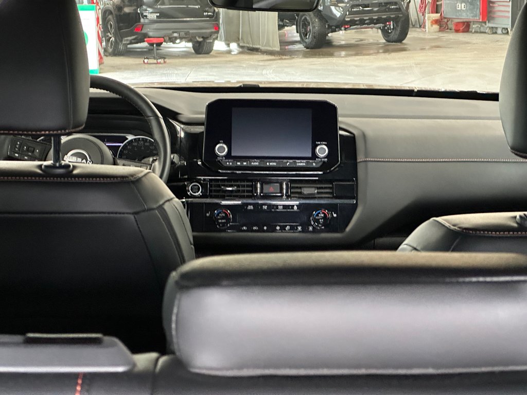 2023 Nissan Pathfinder ROCK CREEK in Cowansville, Quebec - 8 - w1024h768px