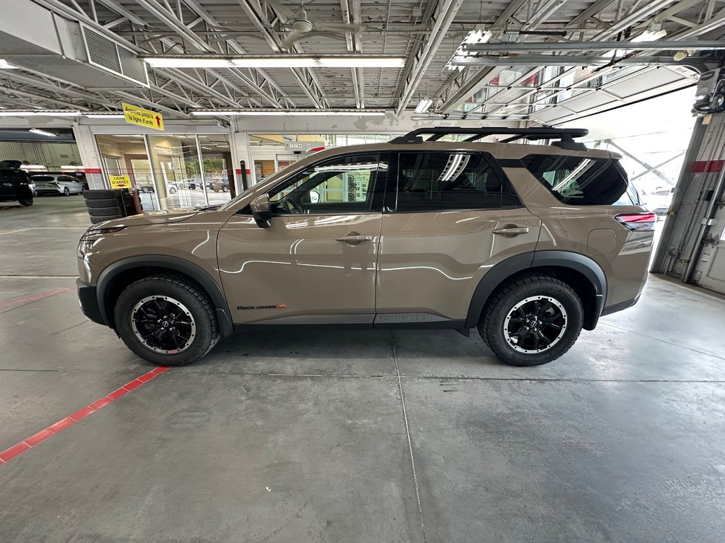 2023 Nissan Pathfinder ROCK CREEK in Cowansville, Quebec - 12 - w1024h768px