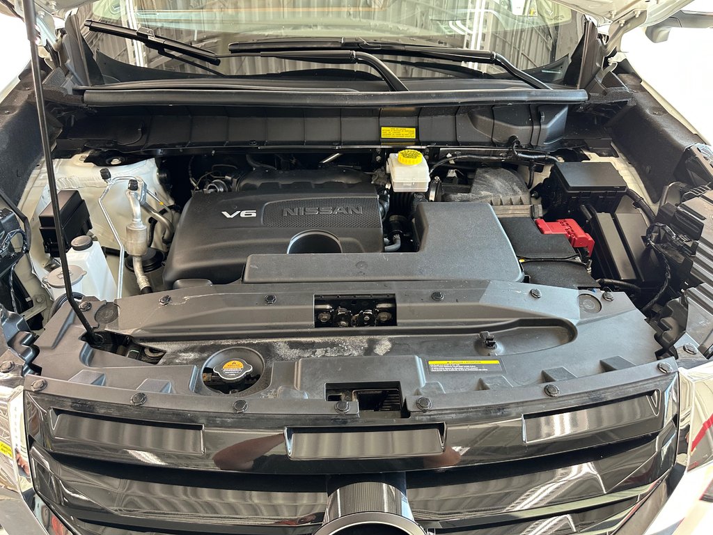 Nissan Pathfinder Platinum 2023 à Cowansville, Québec - 14 - w1024h768px