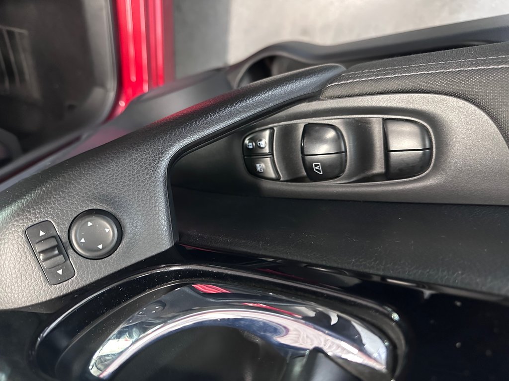 Nissan Qashqai SV 2018 à Cowansville, Québec - 20 - w1024h768px
