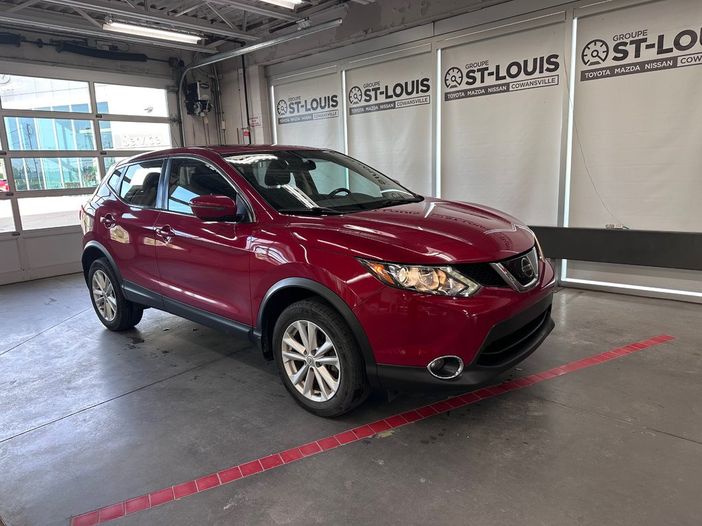 Nissan Qashqai SV 2018 à Cowansville, Québec - 9 - w1024h768px