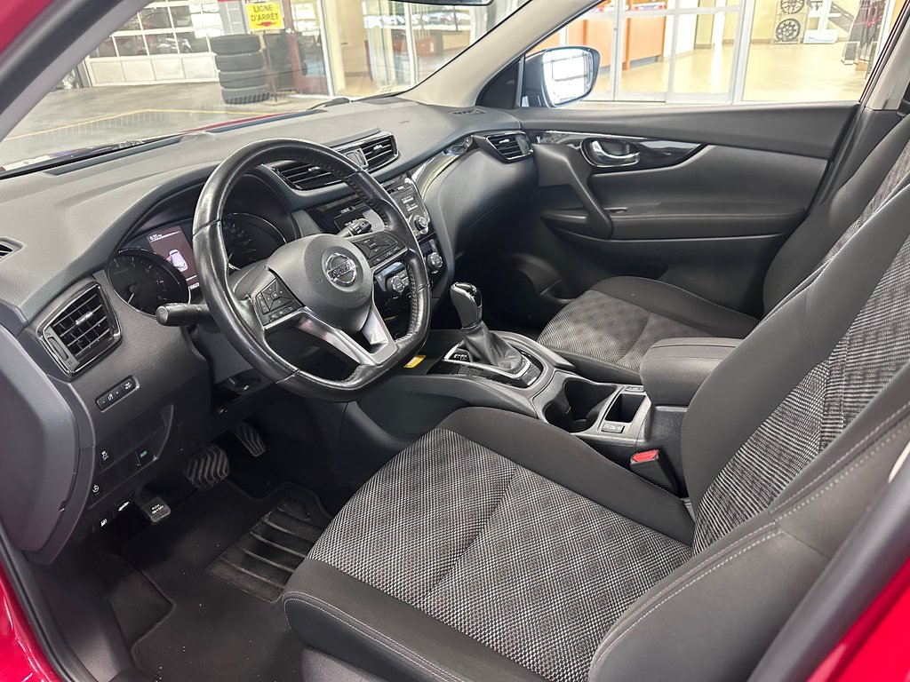 Nissan Qashqai SV 2018 à Cowansville, Québec - 19 - w1024h768px