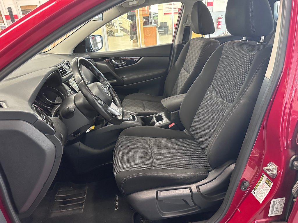 Nissan Qashqai SV 2018 à Cowansville, Québec - 18 - w1024h768px