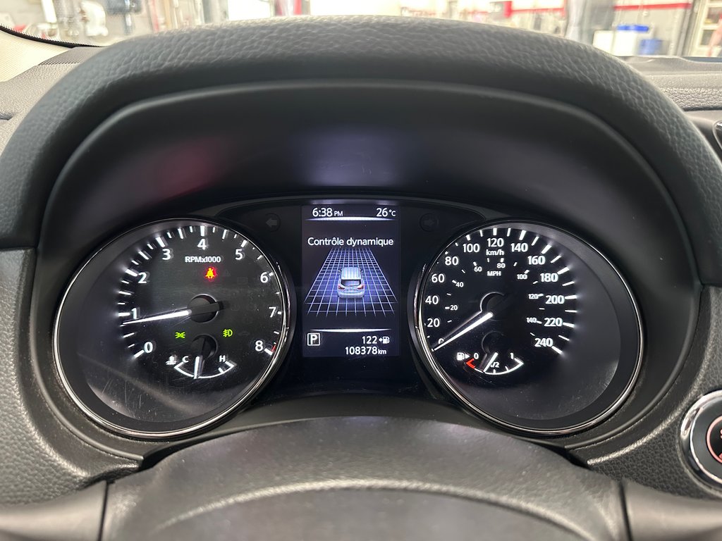 Nissan Qashqai SV 2018 à Cowansville, Québec - 32 - w1024h768px