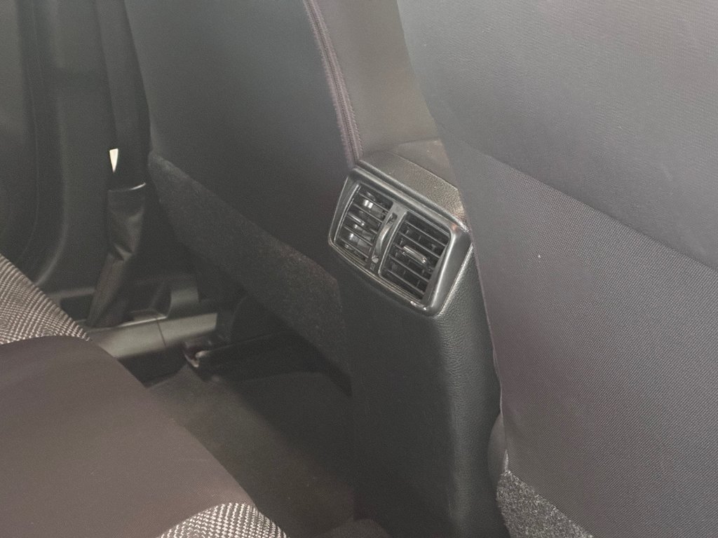 Nissan Qashqai SV 2018 à Cowansville, Québec - 14 - w1024h768px