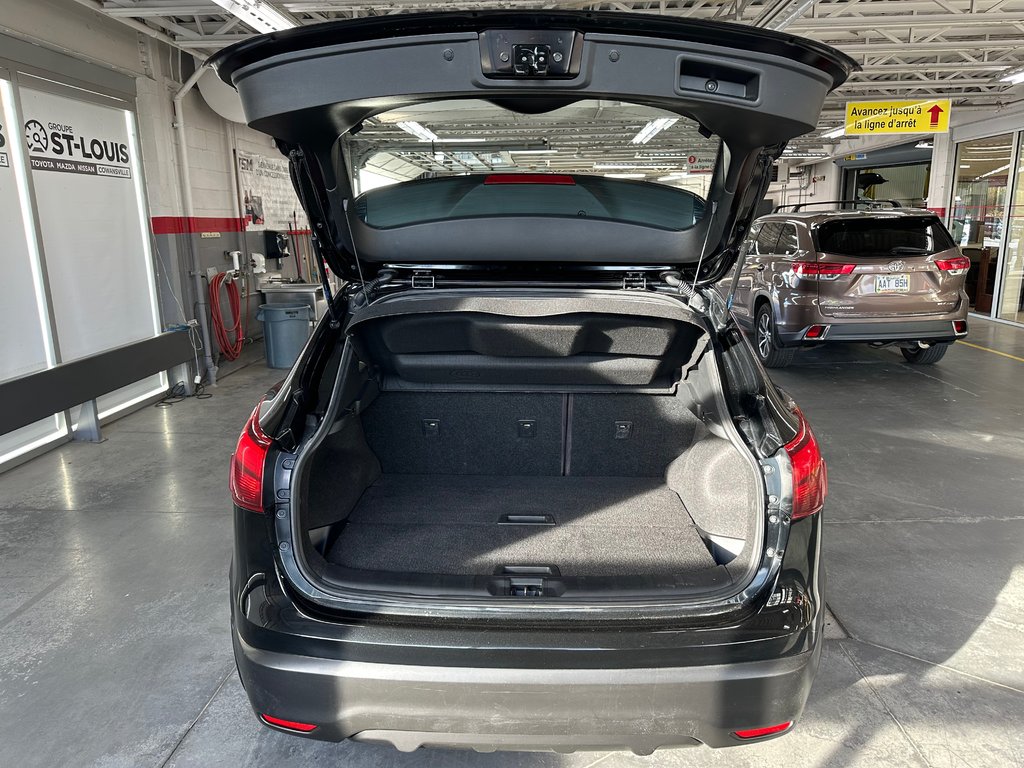 2019 Nissan Qashqai S AWD in Cowansville, Quebec - 6 - w1024h768px