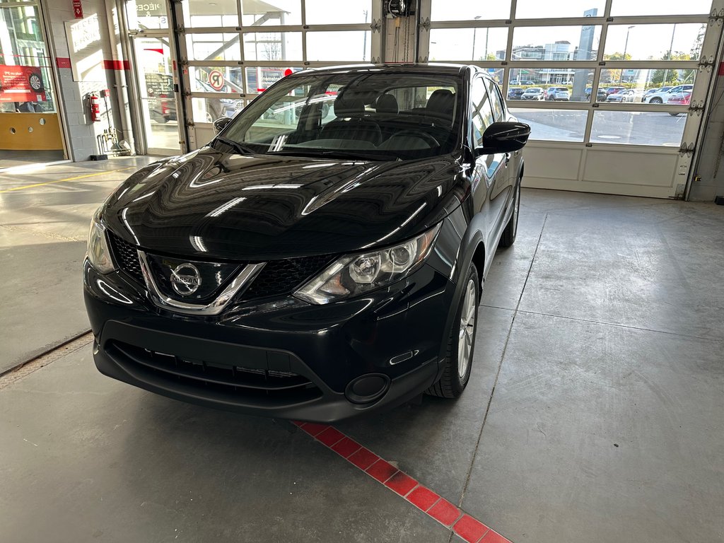 2019 Nissan Qashqai S AWD in Cowansville, Quebec - 11 - w1024h768px