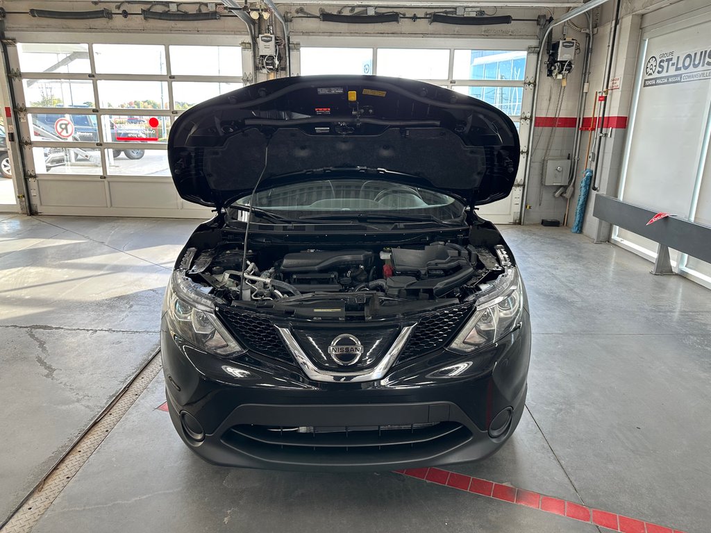 2019 Nissan Qashqai S AWD in Cowansville, Quebec - 15 - w1024h768px