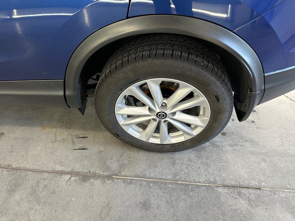 2019 Nissan Qashqai SV AWD in Cowansville, Quebec - 10 - w1024h768px