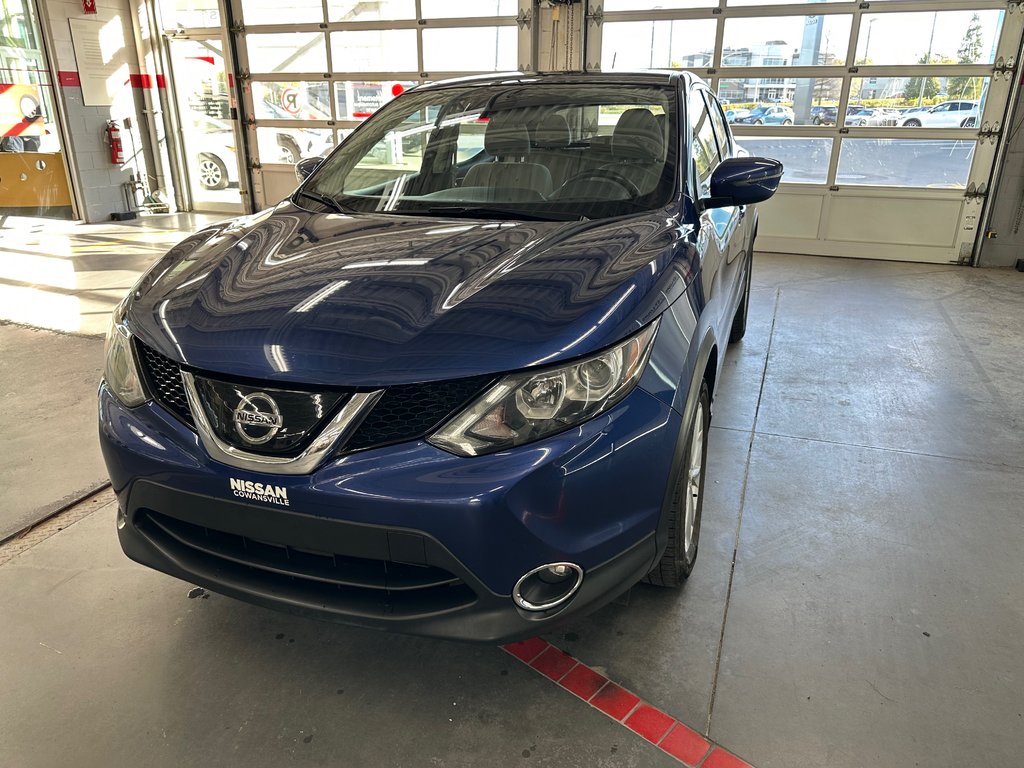 2019 Nissan Qashqai SV AWD in Cowansville, Quebec - 12 - w1024h768px