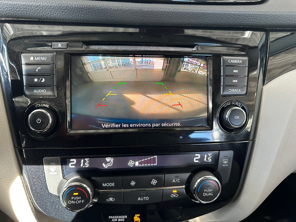 2019 Nissan Qashqai SV AWD in Cowansville, Quebec - 33 - w1024h768px