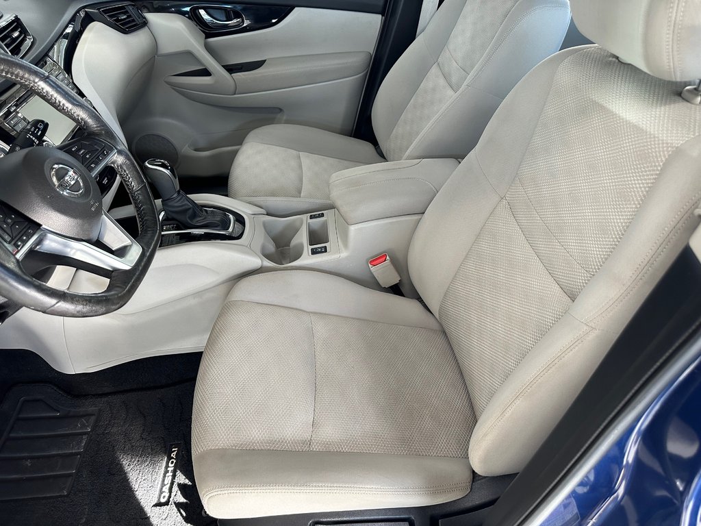 2019 Nissan Qashqai SV AWD in Cowansville, Quebec - 24 - w1024h768px