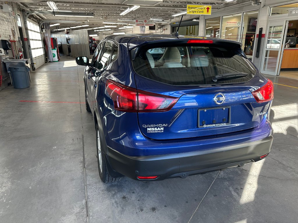 2019 Nissan Qashqai SV AWD in Cowansville, Quebec - 9 - w1024h768px