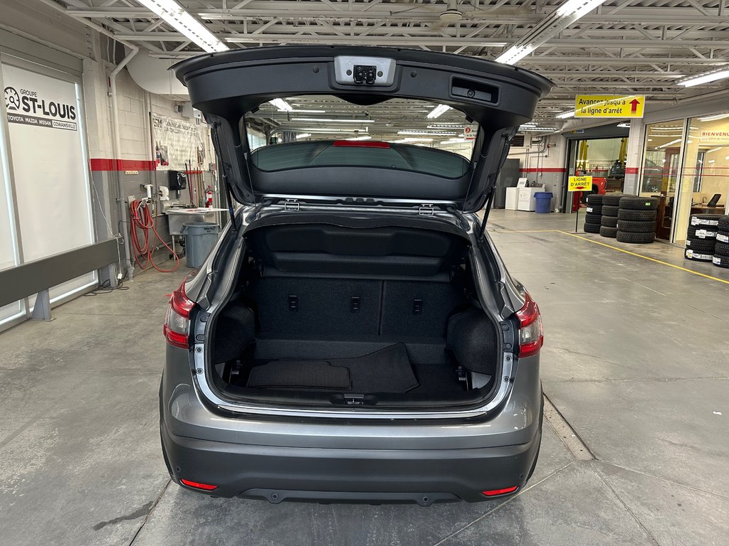 Nissan Qashqai S AWD 2021 à Cowansville, Québec - 4 - w1024h768px