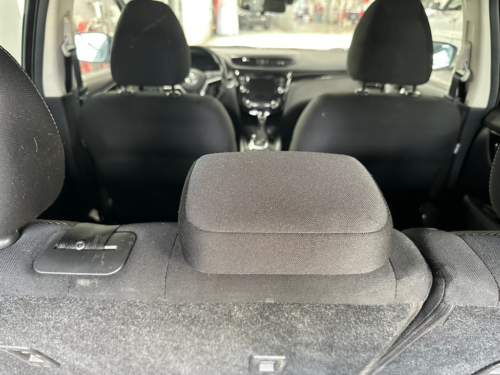 Nissan Qashqai SV AWD 2021 à Cowansville, Québec - 9 - w1024h768px