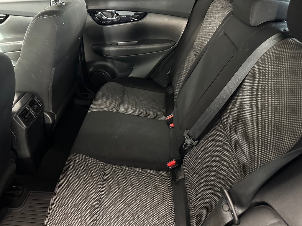 Nissan Qashqai SV AWD 2021 à Cowansville, Québec - 21 - w1024h768px