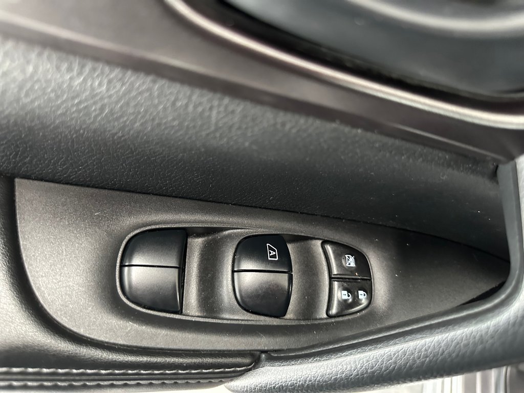 Nissan Qashqai S FWD 2021 à Cowansville, Québec - 26 - w1024h768px