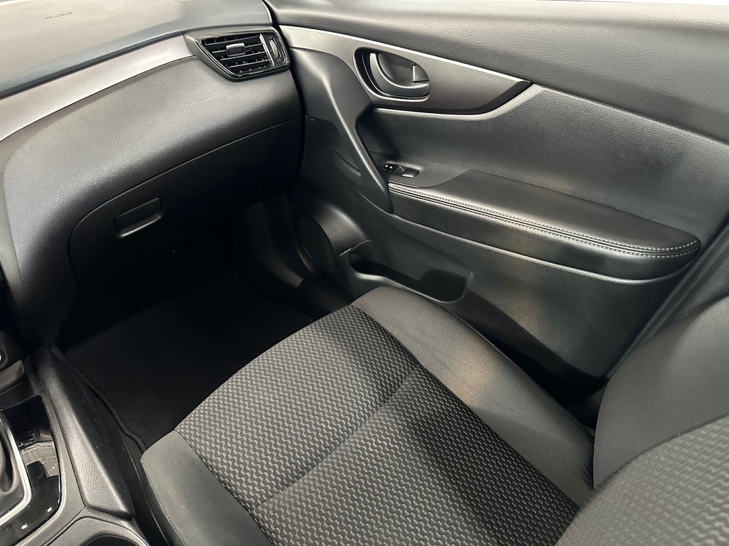 Nissan Qashqai S FWD 2021 à Cowansville, Québec - 22 - w1024h768px