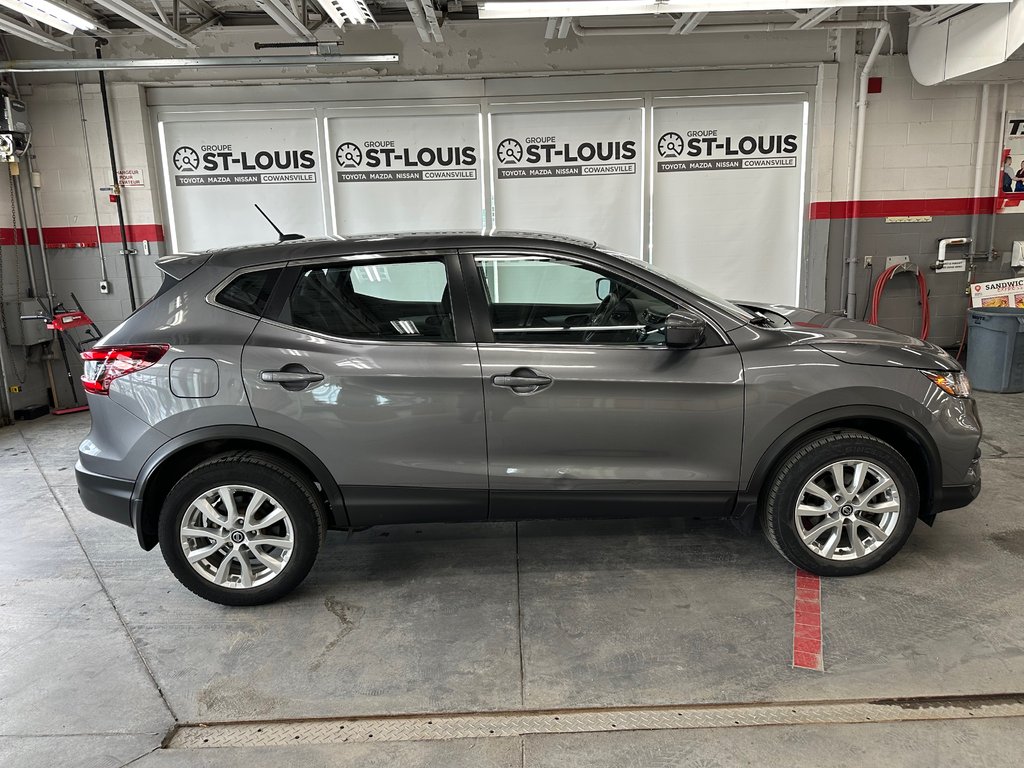 Nissan Qashqai S FWD 2021 à Cowansville, Québec - 2 - w1024h768px