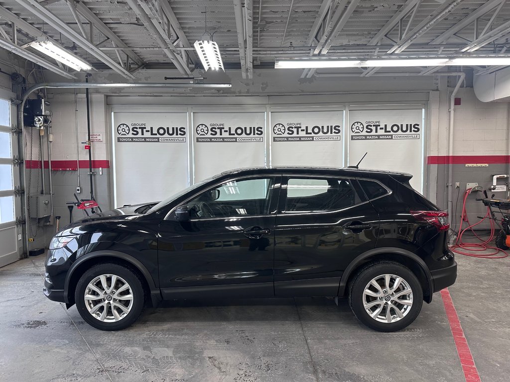 Nissan Qashqai S AWD 2021 à Cowansville, Québec - 2 - w1024h768px