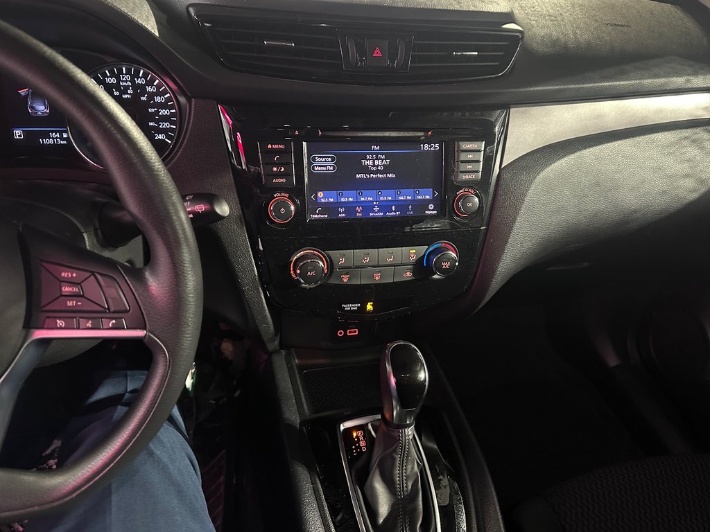 2021 Nissan Qashqai S AWD in Cowansville, Quebec - 7 - w1024h768px