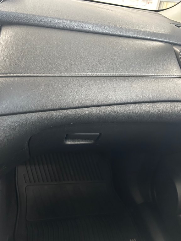 2018 Nissan Rogue S | FWD | 167131KM in Cowansville, Quebec - 21 - w1024h768px