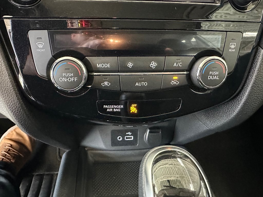 Nissan Rogue Spécial Édition AWD 2020 à Cowansville, Québec - 32 - w1024h768px