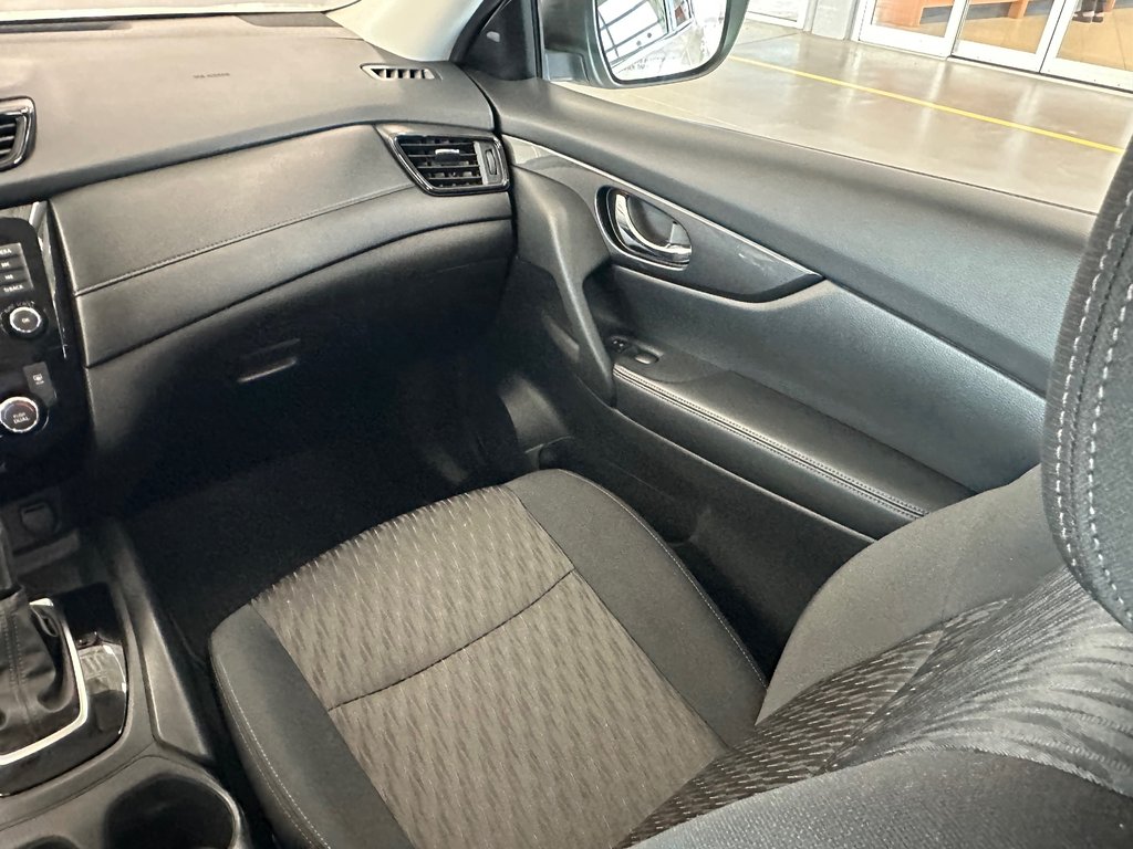 Nissan Rogue Spécial Édition AWD 2020 à Cowansville, Québec - 23 - w1024h768px