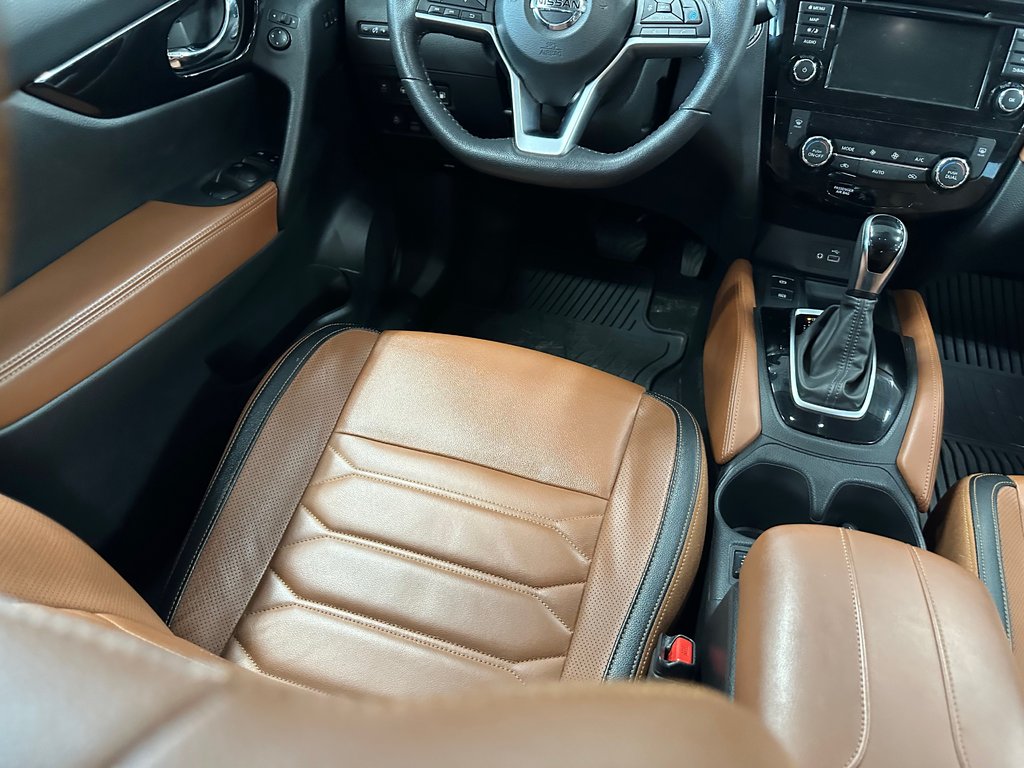 Nissan Rogue SL Platinium 2020 à Cowansville, Québec - 25 - w1024h768px