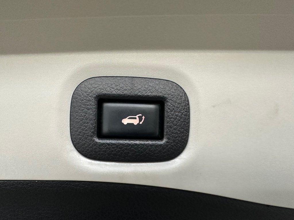 Nissan Rogue SL Platinium 2020 à Cowansville, Québec - 8 - w1024h768px