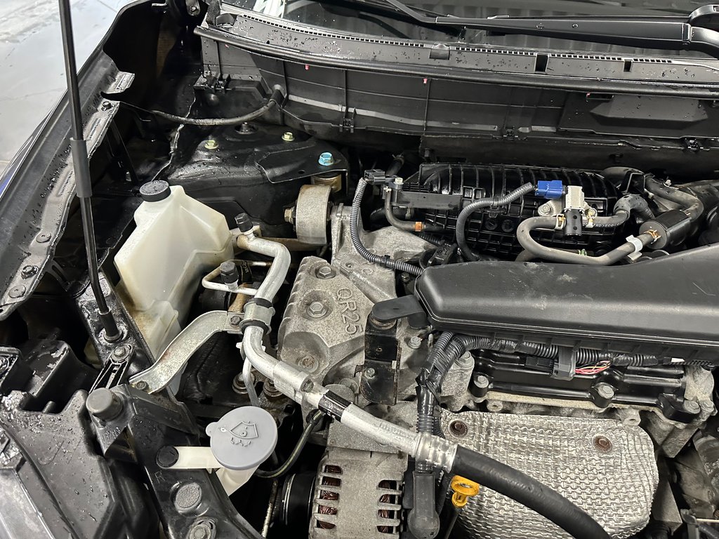 Nissan Rogue SL Platinium 2020 à Cowansville, Québec - 18 - w1024h768px