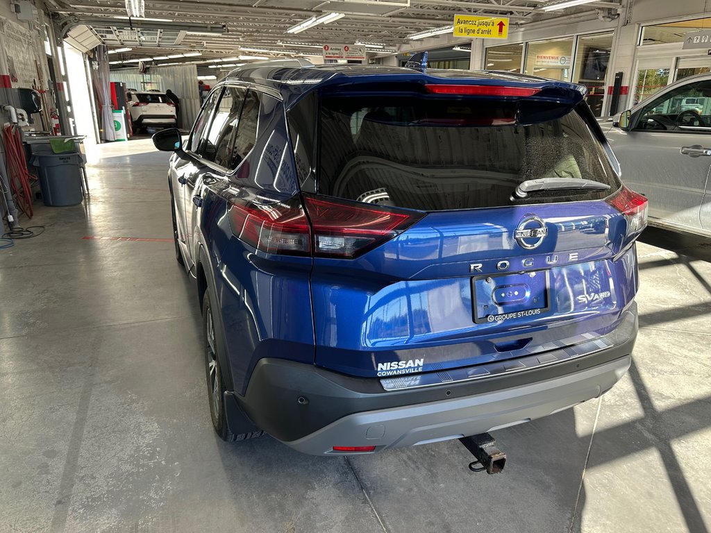 2021 Nissan Rogue SV in Cowansville, Quebec - 8 - w1024h768px