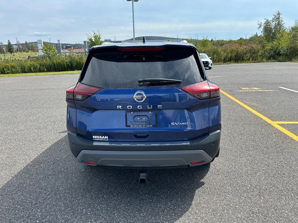 Nissan Rogue SV 2021 à Cowansville, Québec - 4 - w1024h768px