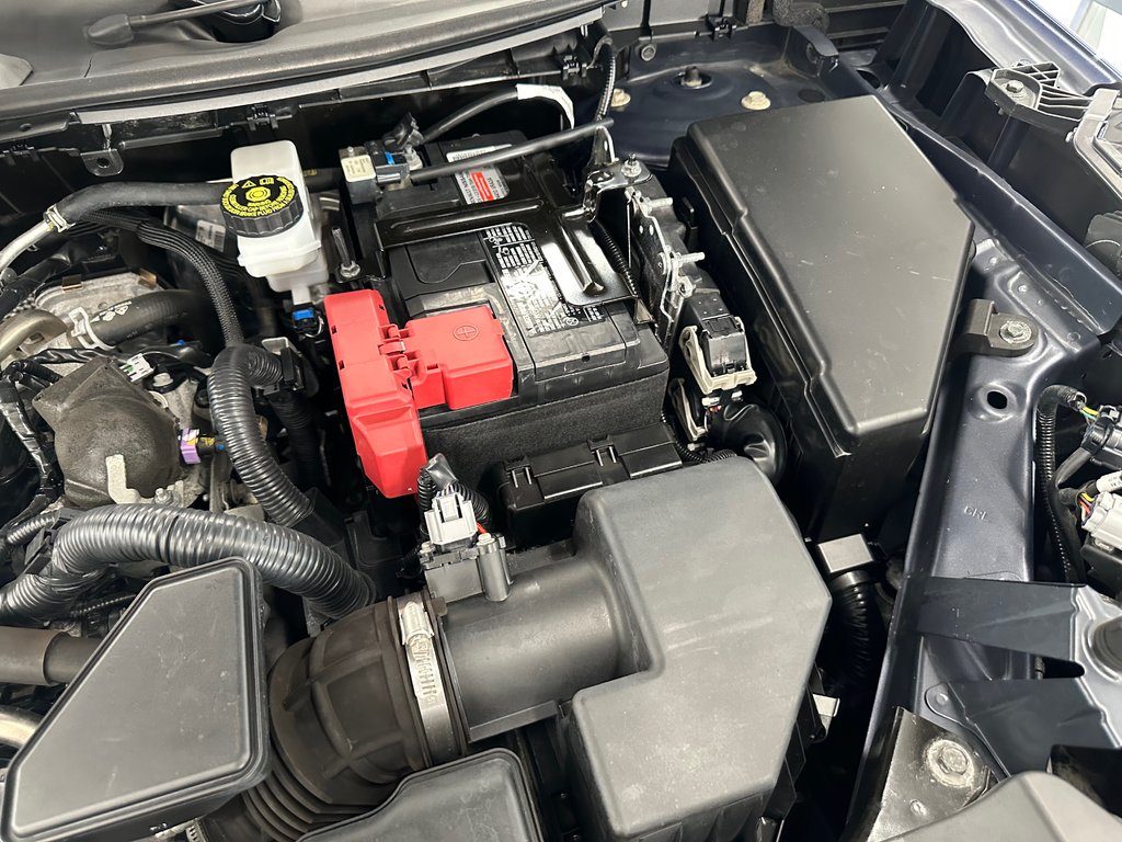 2021 Nissan Rogue SV in Cowansville, Quebec - 18 - w1024h768px