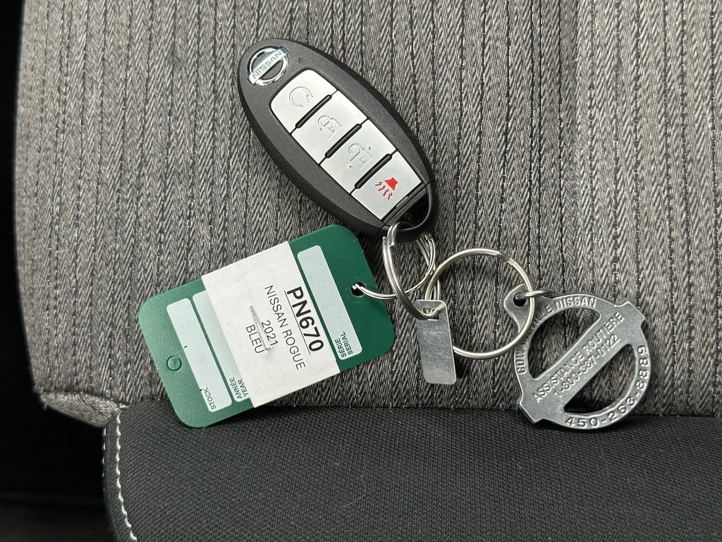 2021 Nissan Rogue SV in Cowansville, Quebec - 42 - w1024h768px
