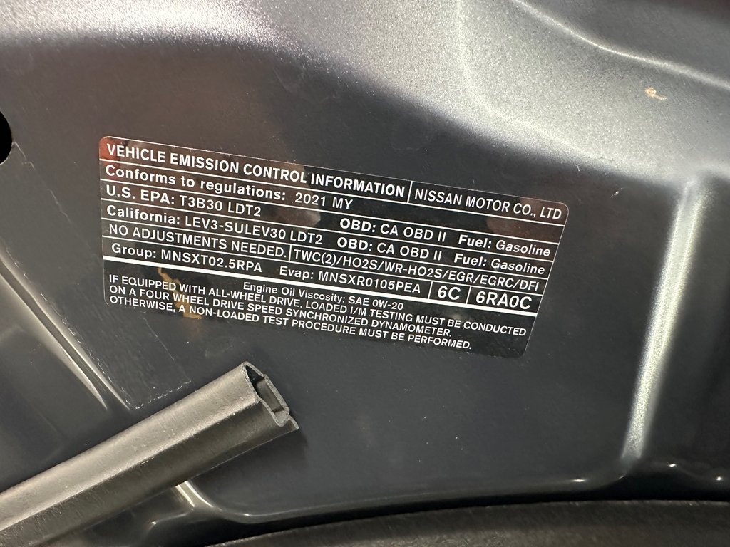 2021 Nissan Rogue SV in Cowansville, Quebec - 19 - w1024h768px
