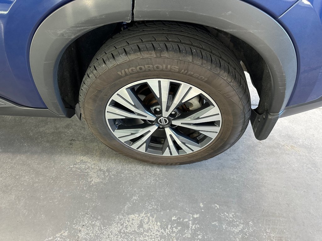 2021 Nissan Rogue SV in Cowansville, Quebec - 10 - w1024h768px