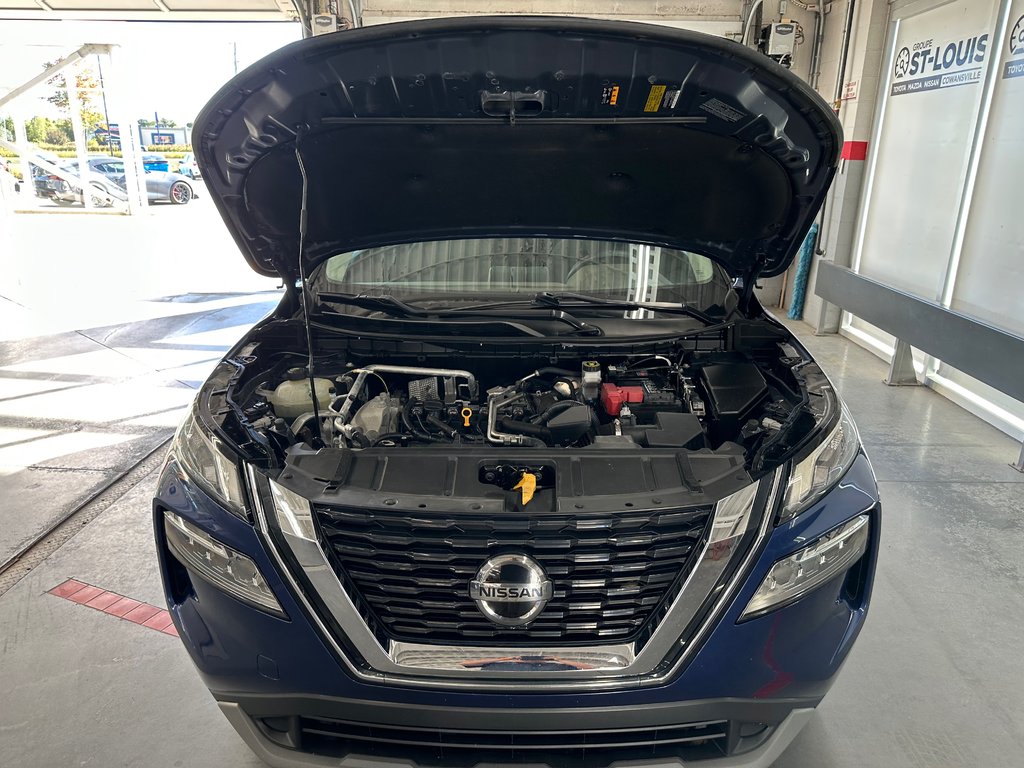 2021 Nissan Rogue SV in Cowansville, Quebec - 16 - w1024h768px