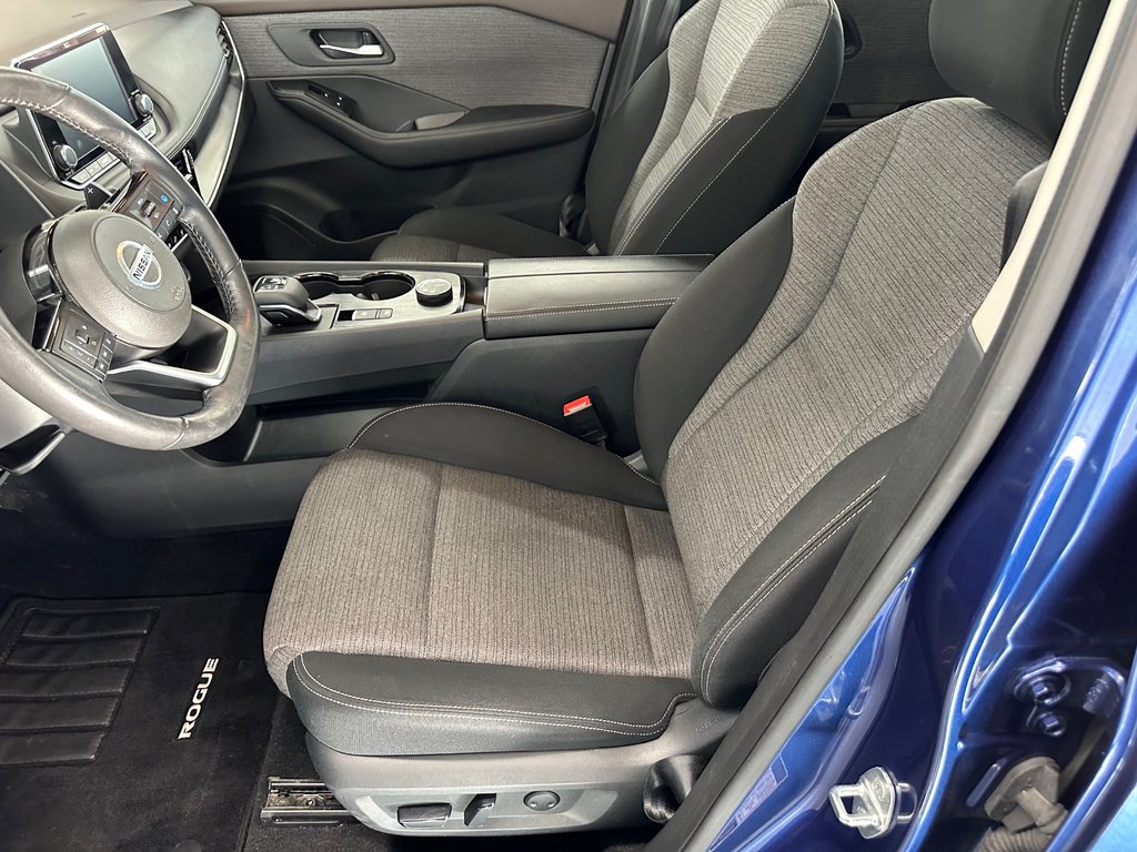 2021 Nissan Rogue SV in Cowansville, Quebec - 26 - w1024h768px