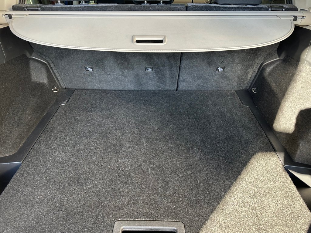 2021 Nissan Rogue SV in Cowansville, Quebec - 6 - w1024h768px