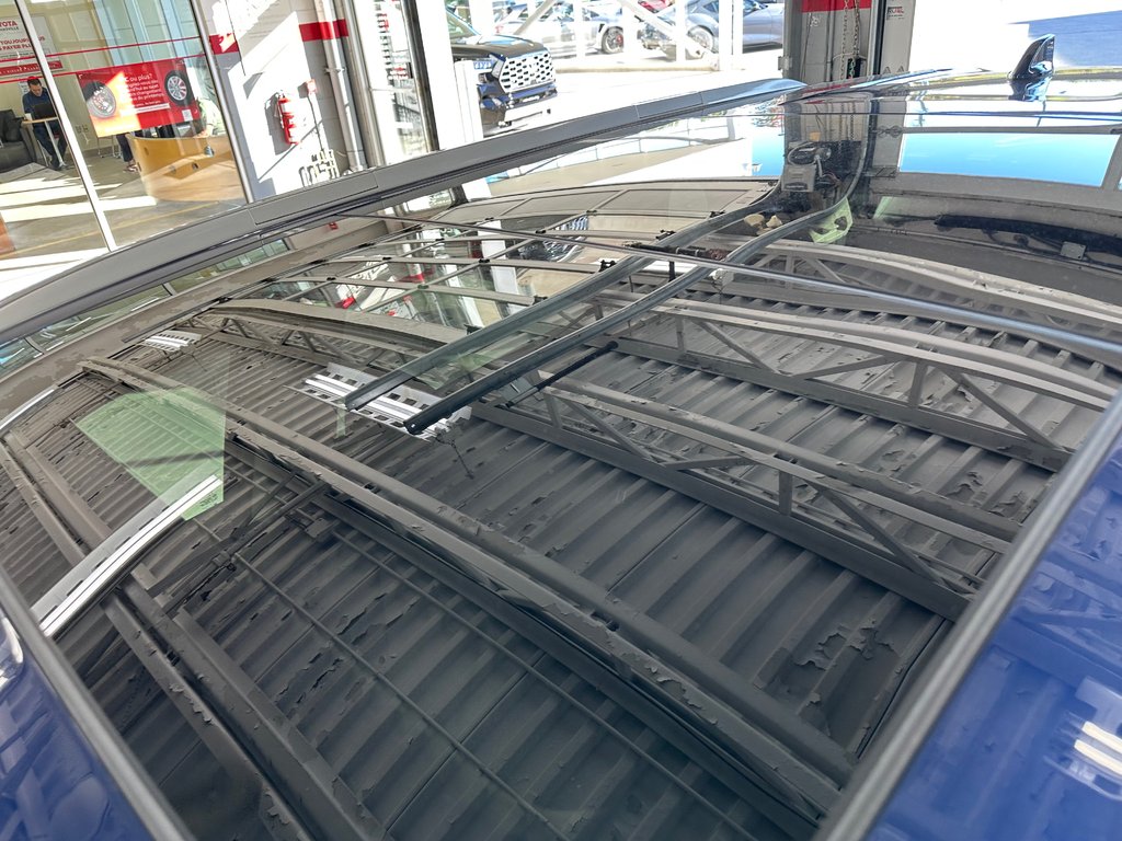 2021 Nissan Rogue SV in Cowansville, Quebec - 15 - w1024h768px