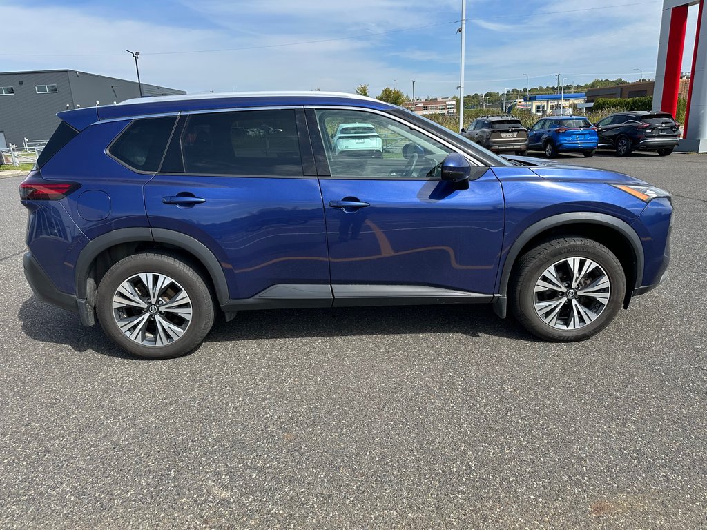 Nissan Rogue SV 2021 à Cowansville, Québec - 3 - w1024h768px