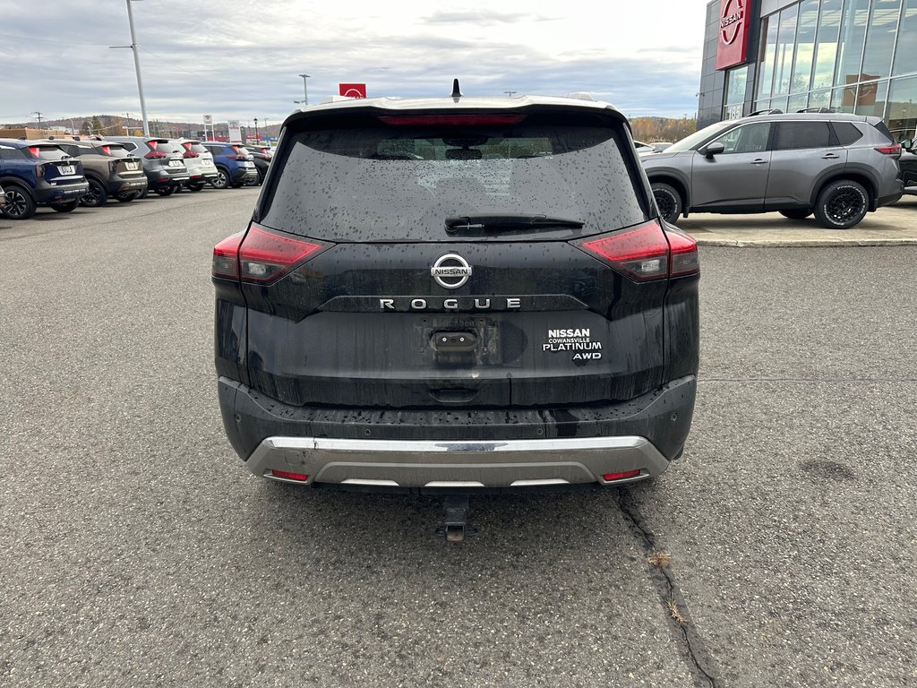 2021 Nissan Rogue Platinum in Cowansville, Quebec - 4 - w1024h768px
