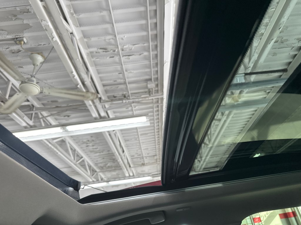 2024  Rogue SV Moonroof in Cowansville, Quebec - 29 - w1024h768px