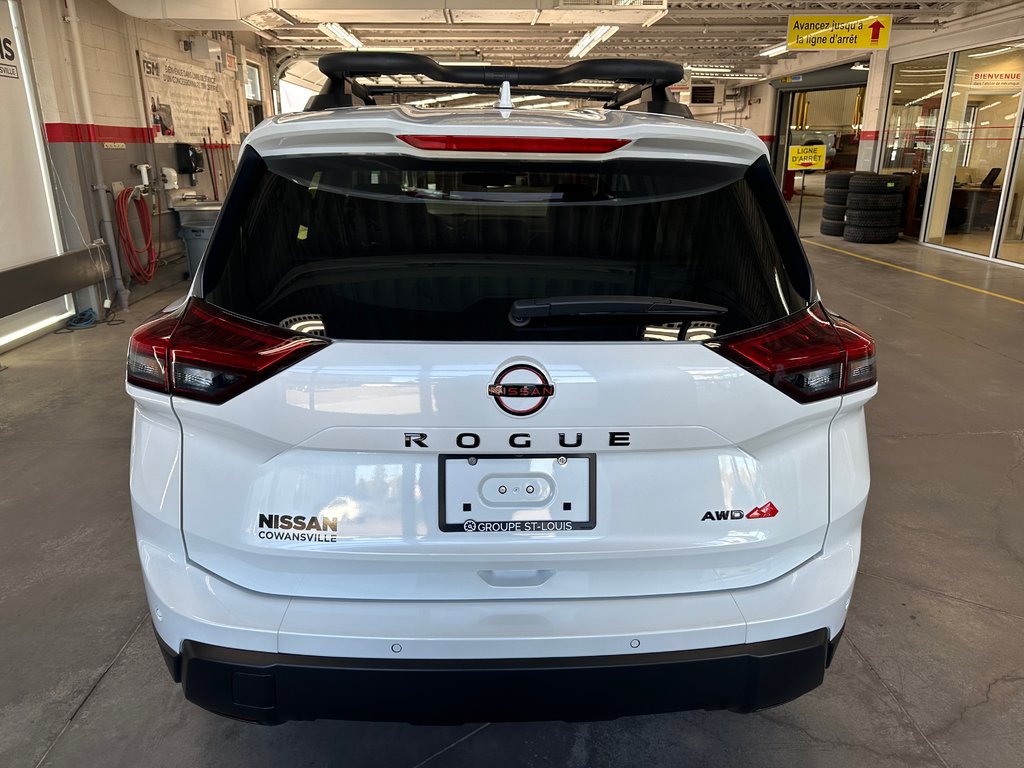 Nissan Rogue Rock Creek AWD 2026 à Cowansville, Québec - 4 - w1024h768px