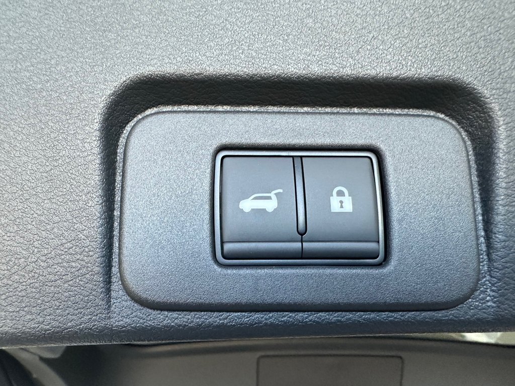 Nissan Rogue Rock Creek AWD 2026 à Cowansville, Québec - 9 - w1024h768px