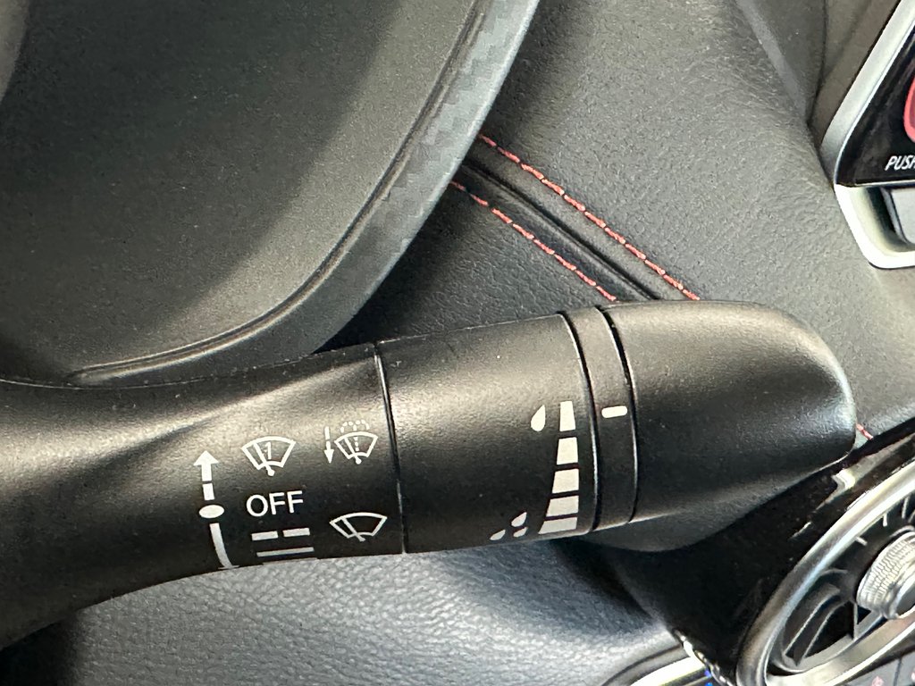 2021 Nissan Sentra SR in Cowansville, Quebec - 38 - w1024h768px